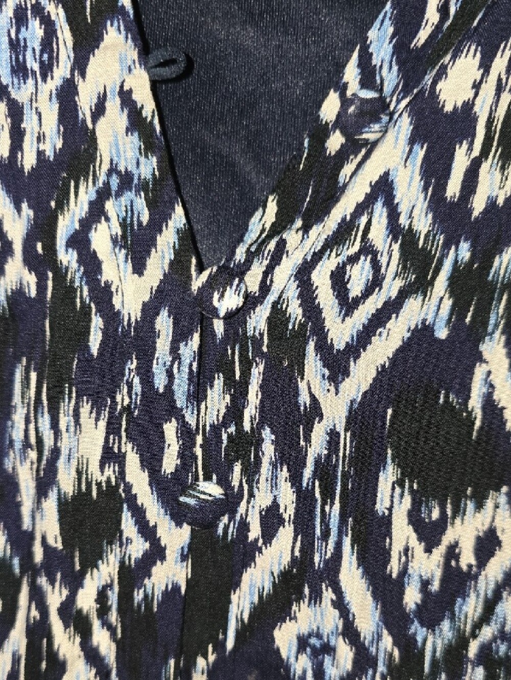 Doe & Rae Navy & White Patterned Neckline Top - Picture 5 of 6